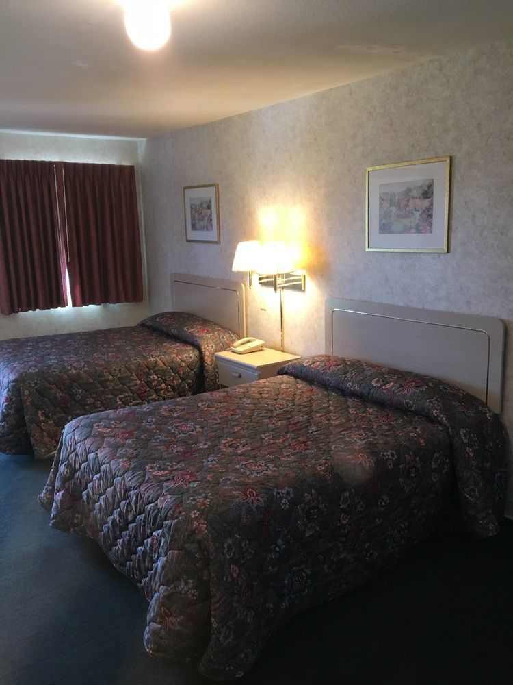 The Springwater Inn イサカ エクステリア 写真