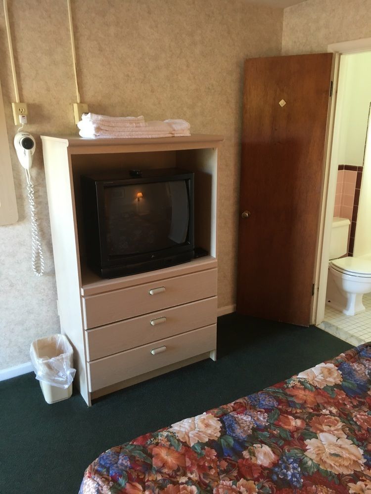 The Springwater Inn イサカ エクステリア 写真