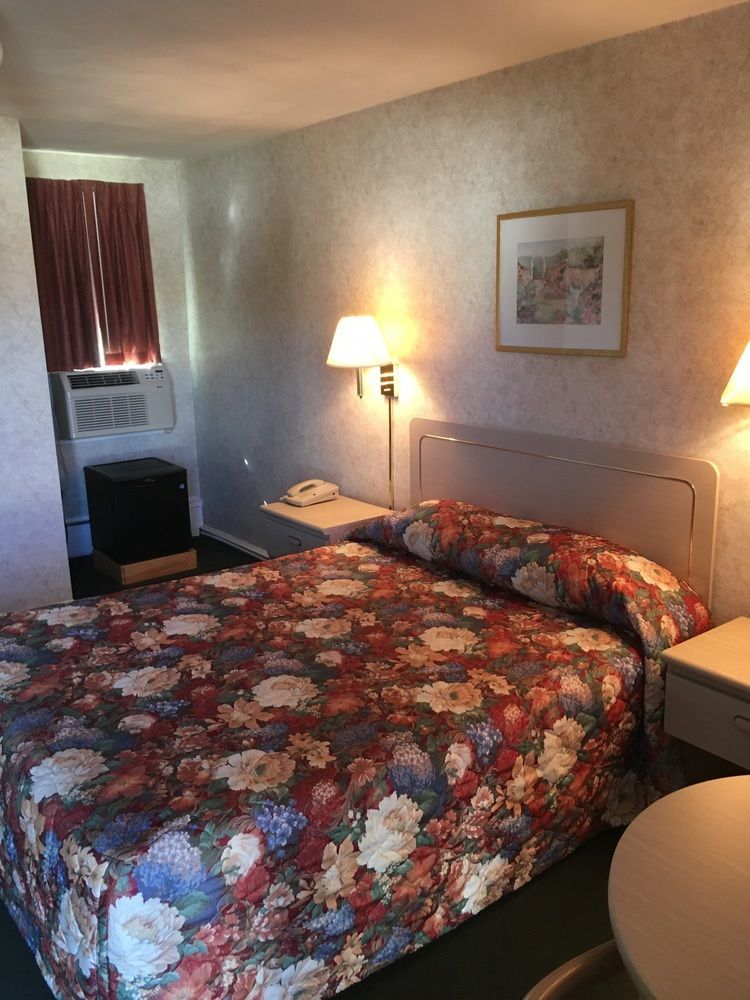The Springwater Inn イサカ エクステリア 写真
