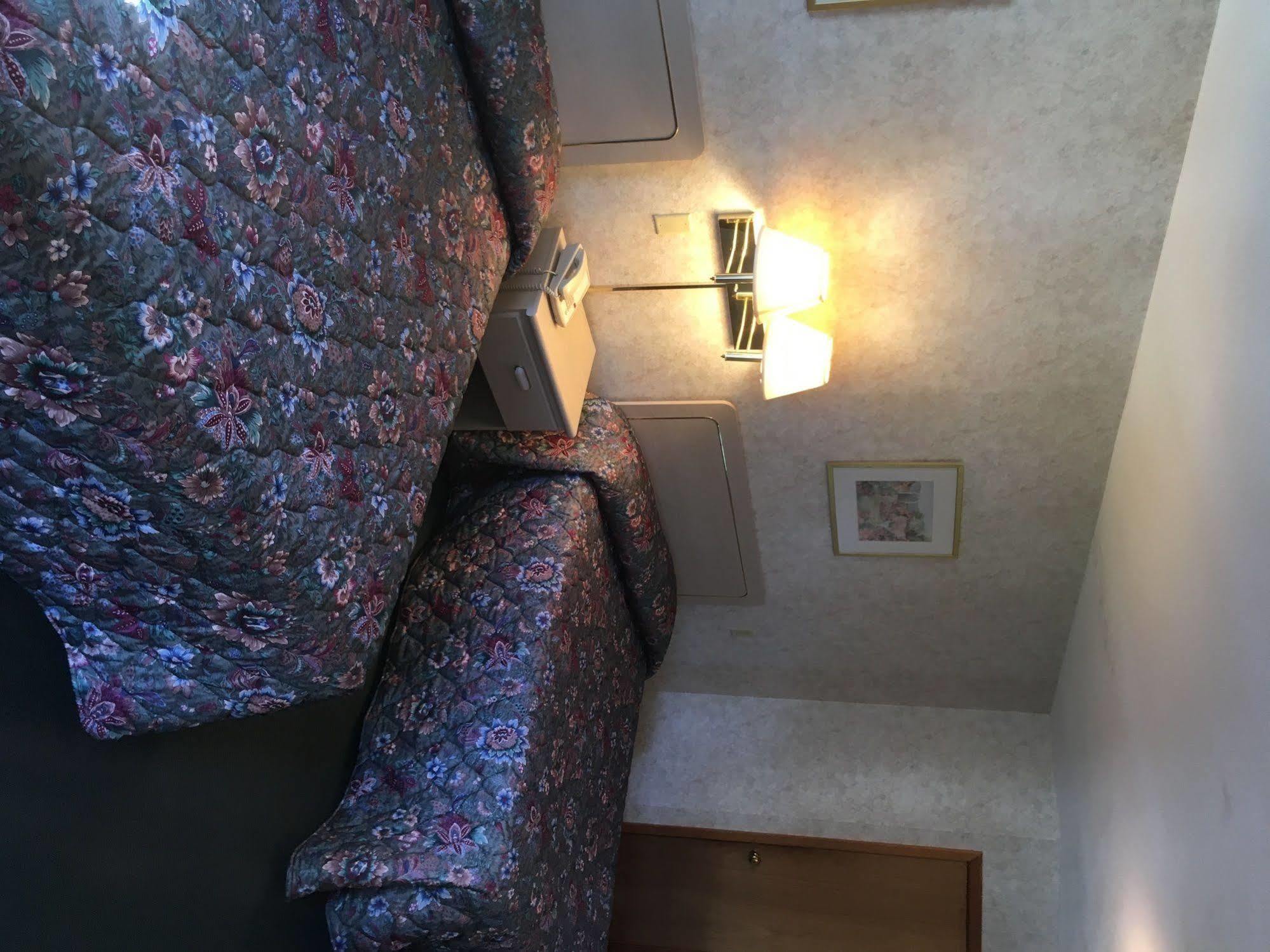 The Springwater Inn イサカ エクステリア 写真